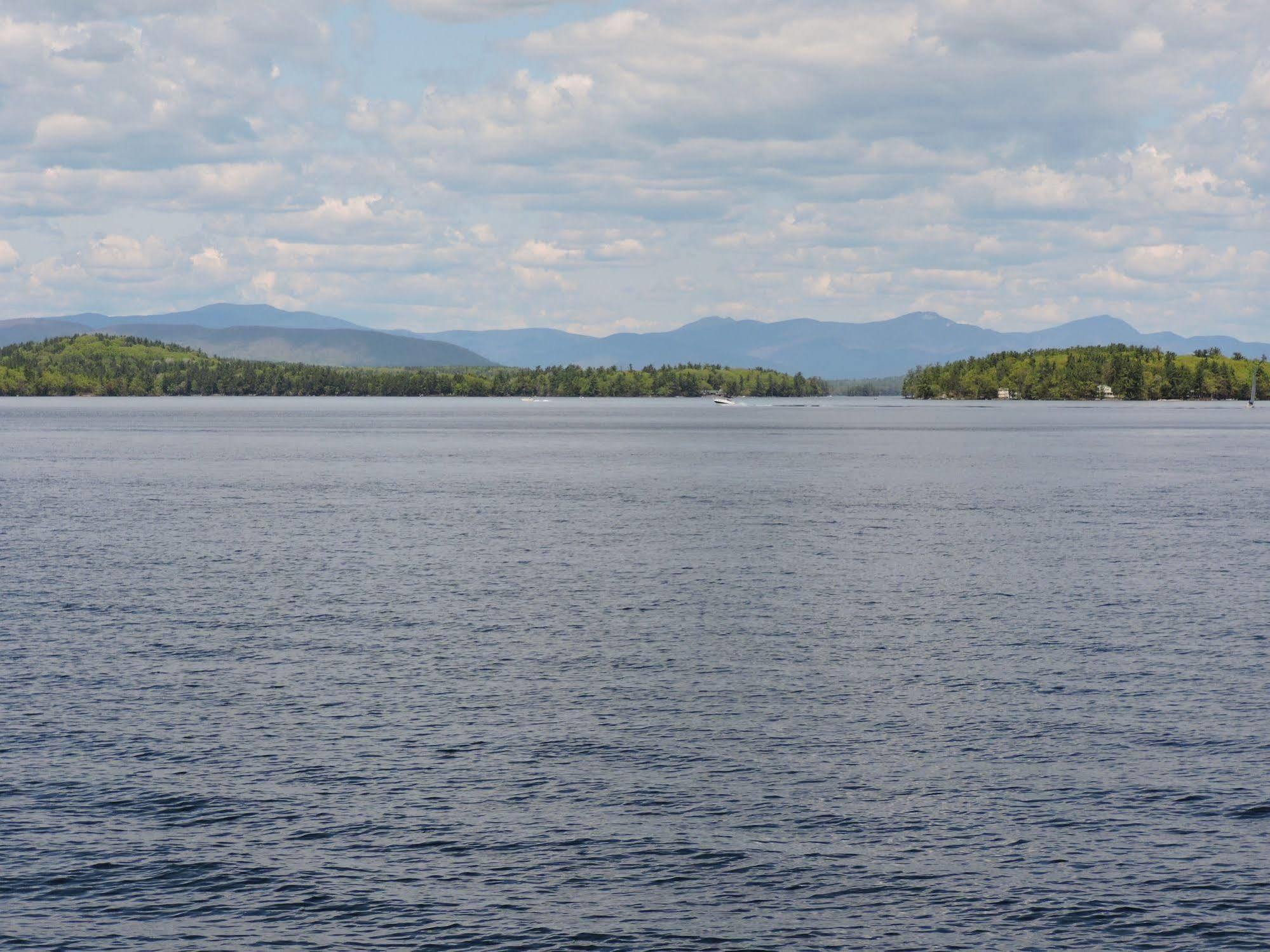 Belknap Point Inn Gilford Eksteriør bilde